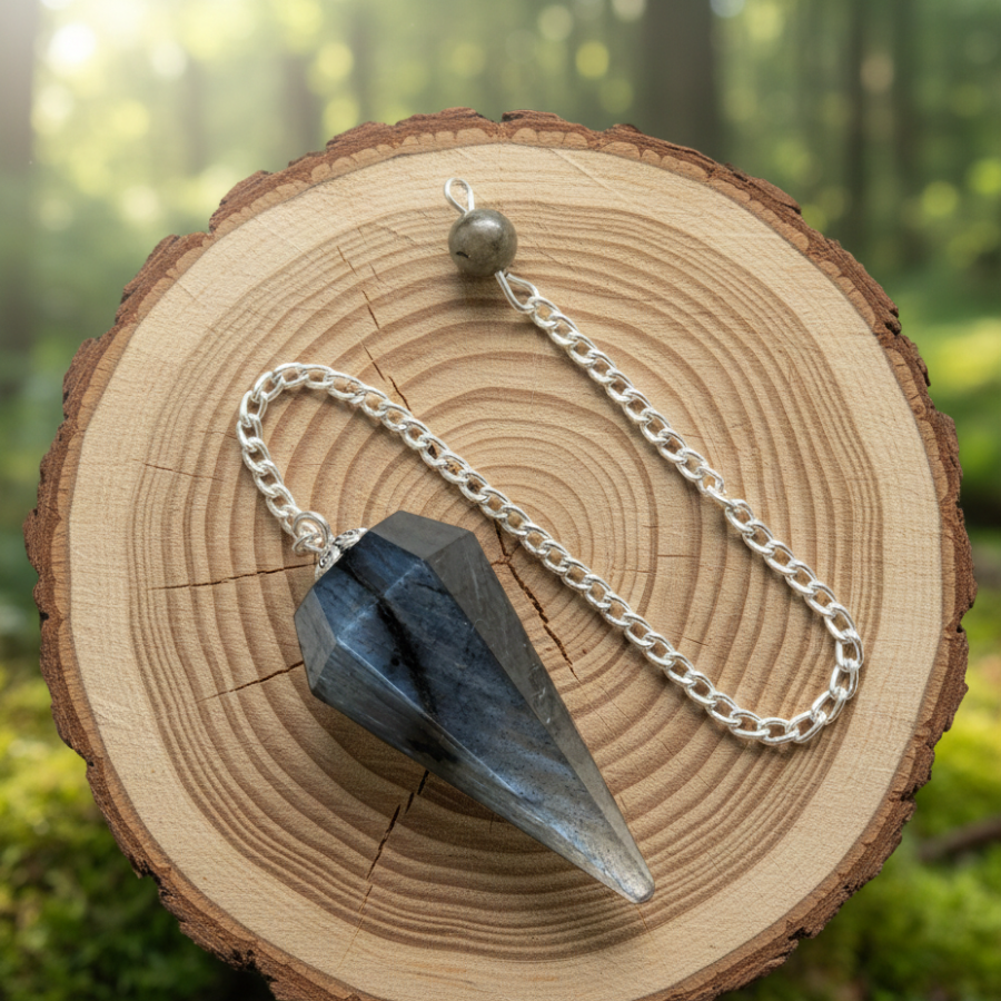 pendule-conique-en-labradorite-6-faces-boutique-esoterique-en-ligne-le-temple-d-heydines