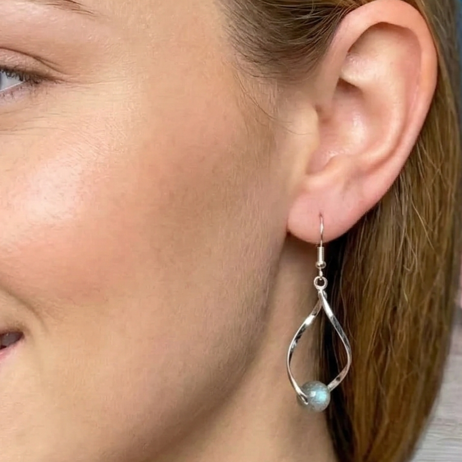 boucles-d-oreilles-labradorite-bleue-torsade-billes-de-10mm-metal-argente-boutique-esoterique-en-ligne-le-temple-d-heydines