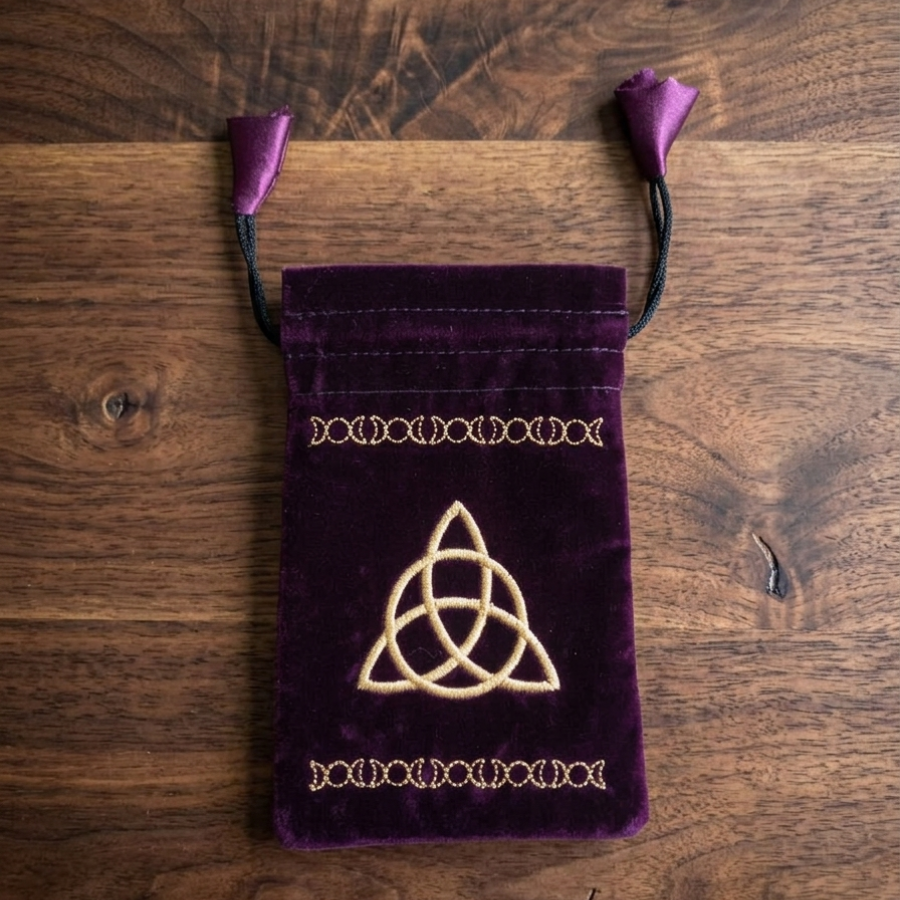 bourse-velours-triquetra-violet-boutique-esoterique-en-ligne-le-temple-d-heydines