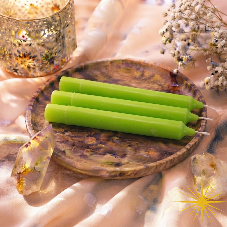 bougie-de-rituel-vert-clair-teintee-masse-boutique-le-temple-d-heydines