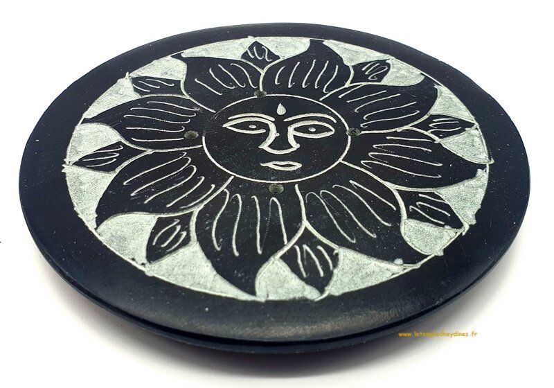 porte-encens-en-pierre-de-saponite-rond-soleil-10cm-boutique-esoterique-le-temple-d-heydines