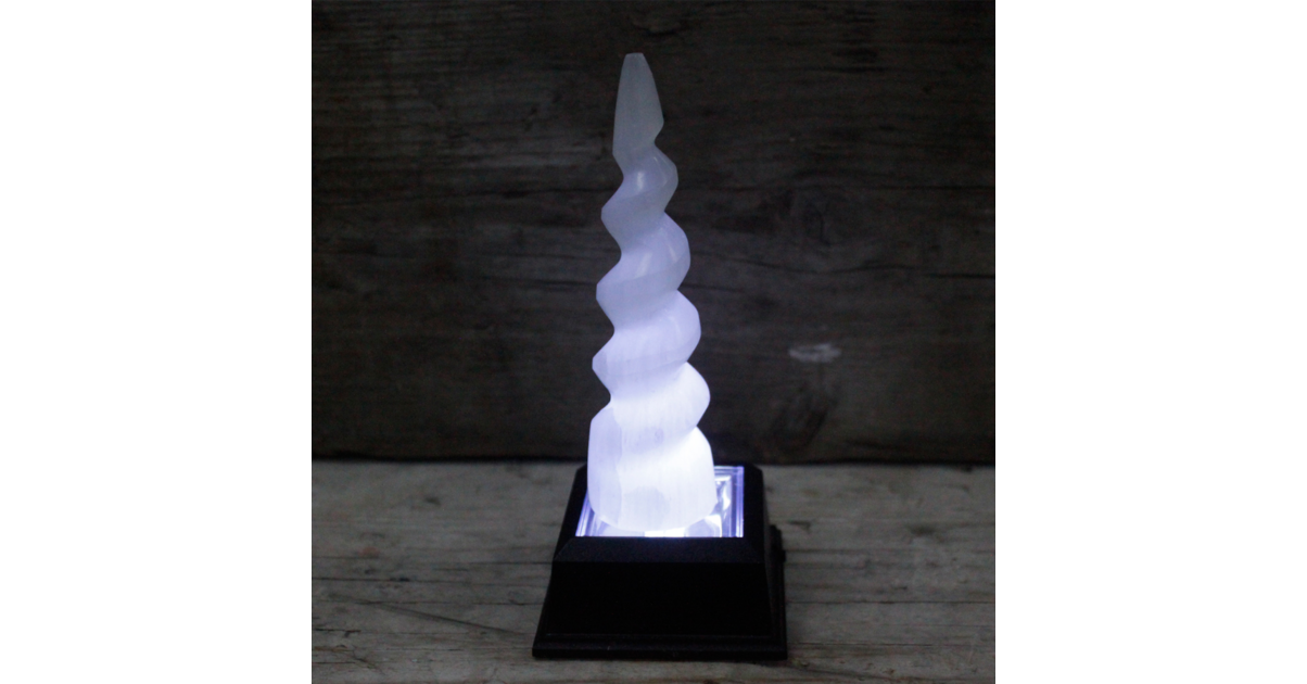 Lampe D'Ambiance En Sélénite Spirale - Lumière Blanche Apaisante - Recharge à La Lune - 15 Cm