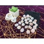 runes-en-quartz-rose-boutique-esoterique-le-temple-d-heydines