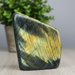 labradorite-bloc-poli-730-grammes-qualite-AA-boutique-esoterique-en-ligne-le-temple-d-heydines