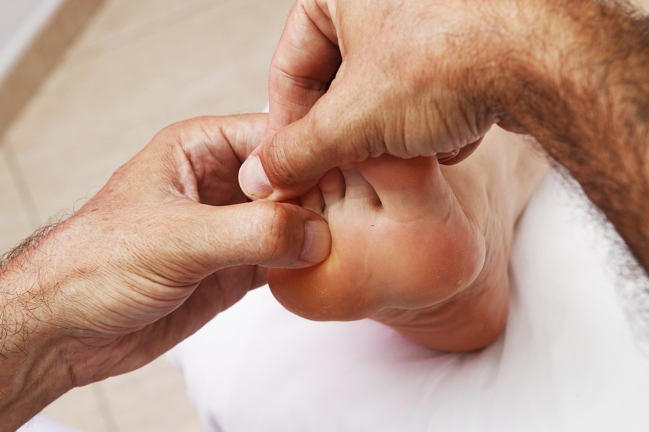 foot reflexology 3781172 1280