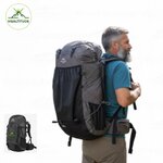 Sac de randonnée technique Visaltitude 65L porté par un homme en plein air, avec une vignette du sac seul en bas à gauche affichant le logo Visaltitude
