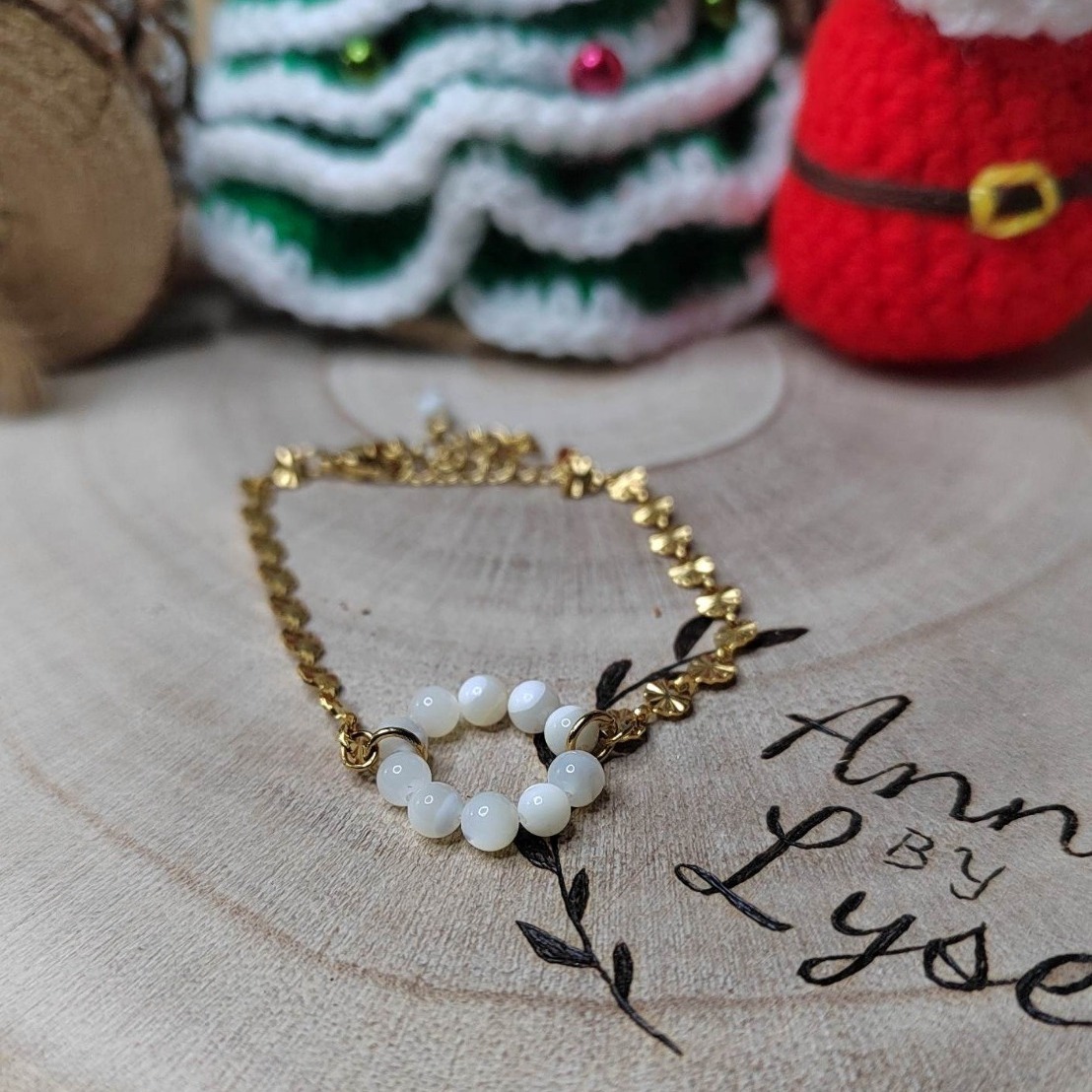 Bracelet  chaîne nacre dorée