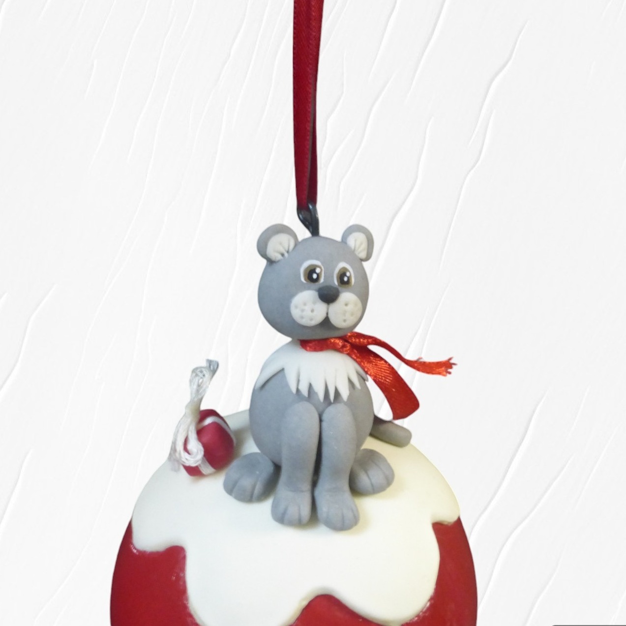 Boule De Noël Ajourée Personnalisée Avec Un Prénom - Ourson Câlin