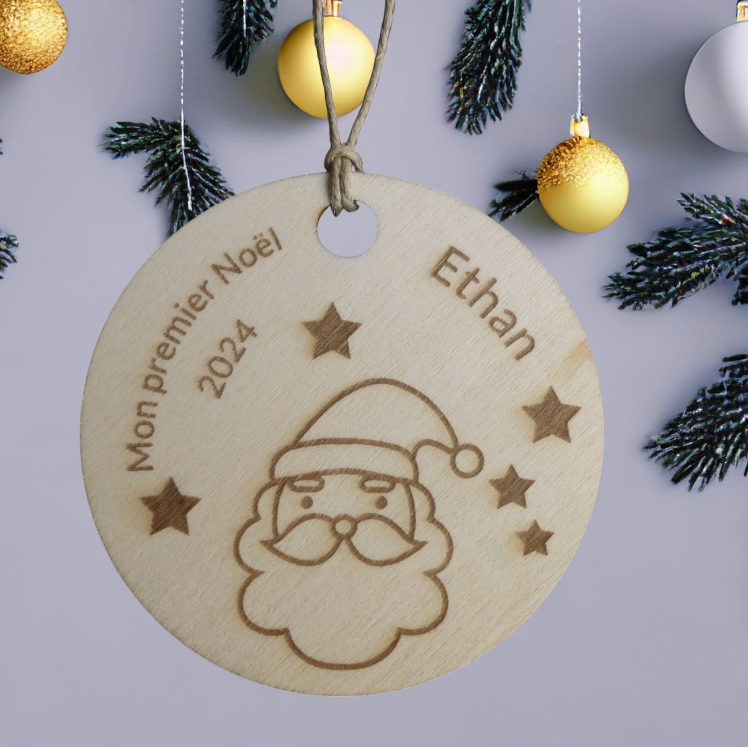boule de Noël personnalisée bois gravé