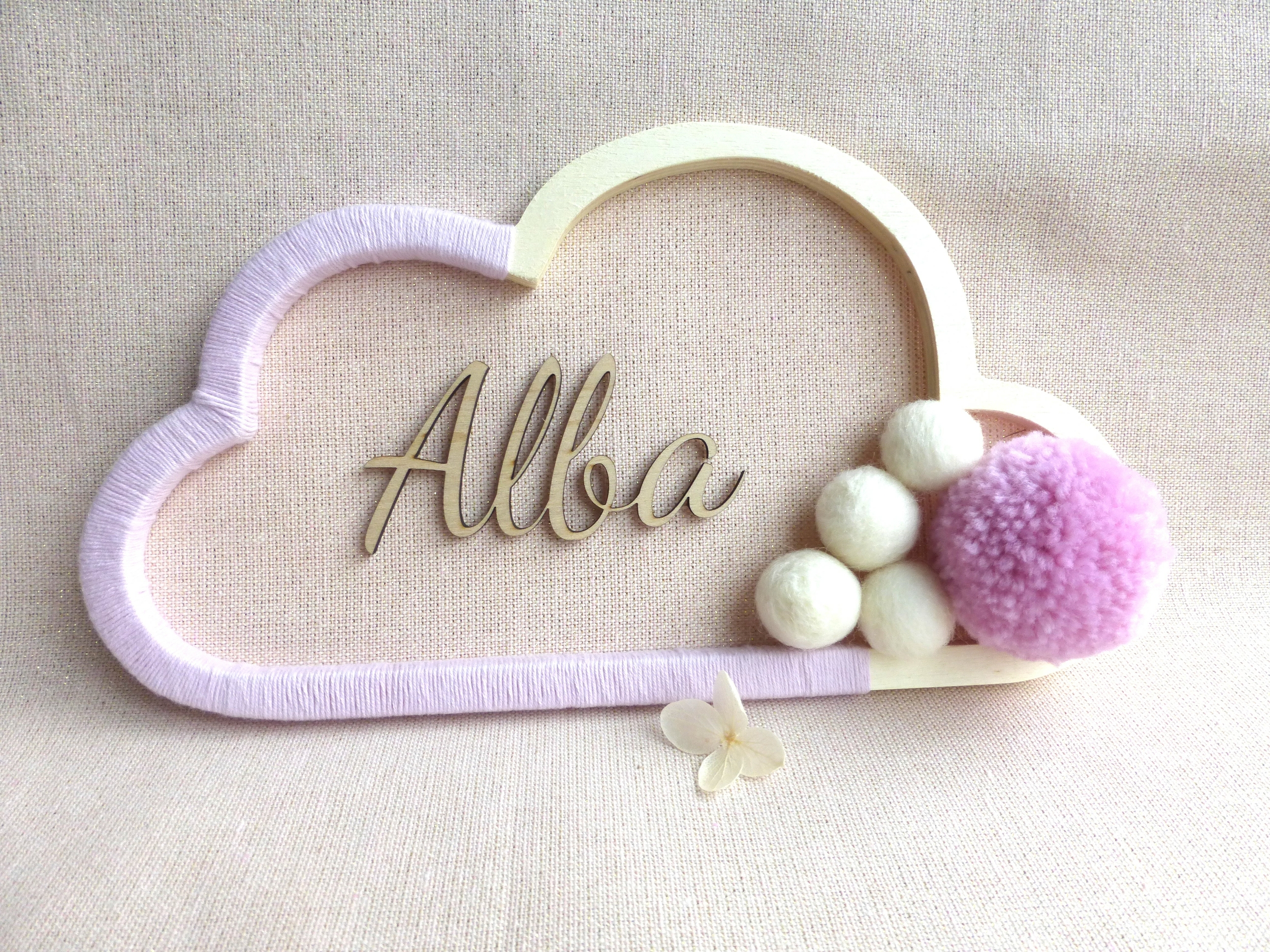 nuage en bois avec prénom cadeau de naissance