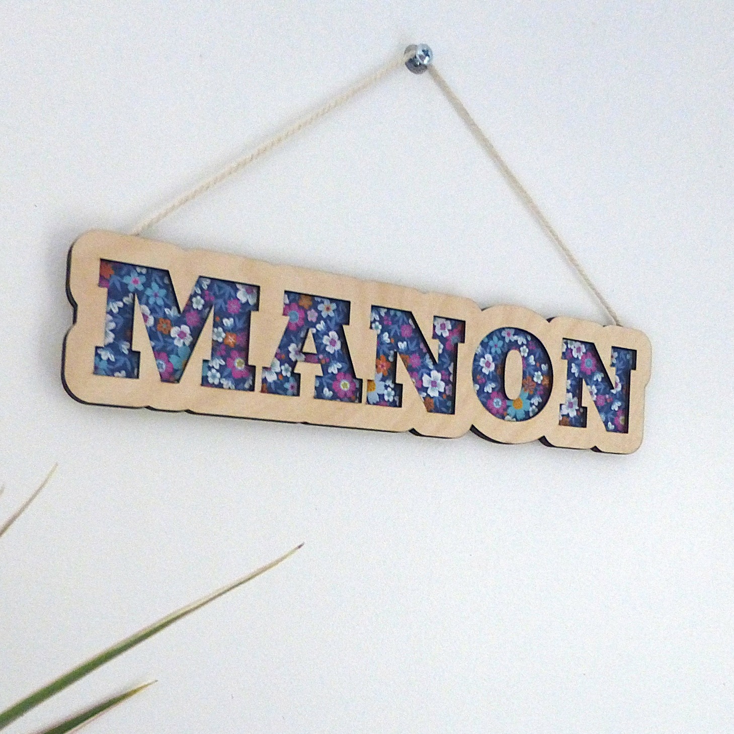 prénom en bois pour décoration murale