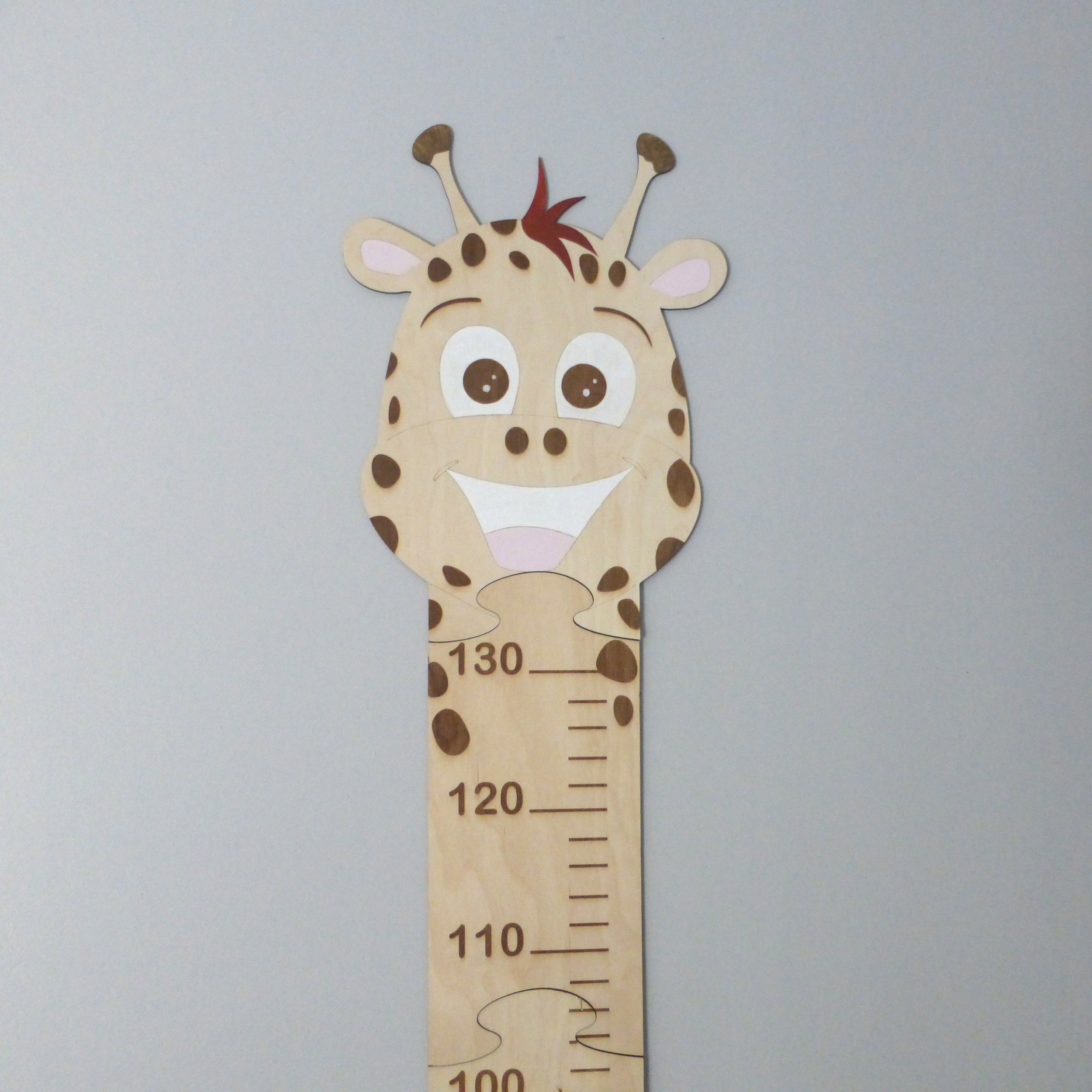 toise-girafe-chambre-enfant