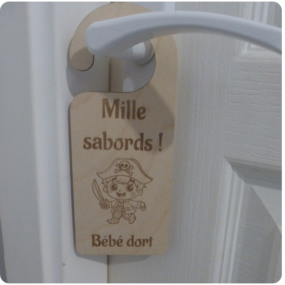 accroche-porte-pirate