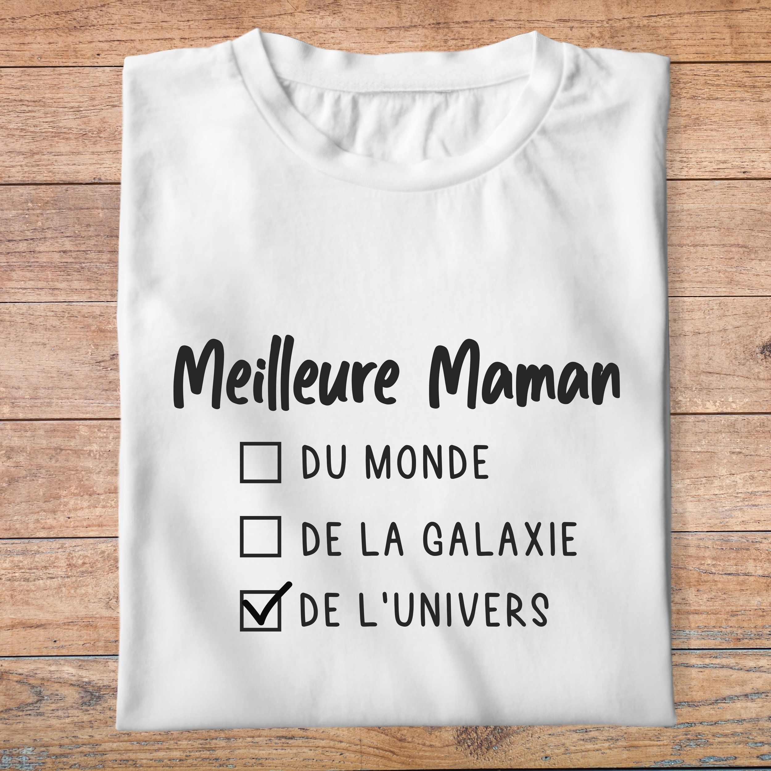 ffma3-famille-maman-Meilleure-maman-du-monde-de-la-galaxie-de-l-univers-fête-des-mères- shirt-blanc-pb