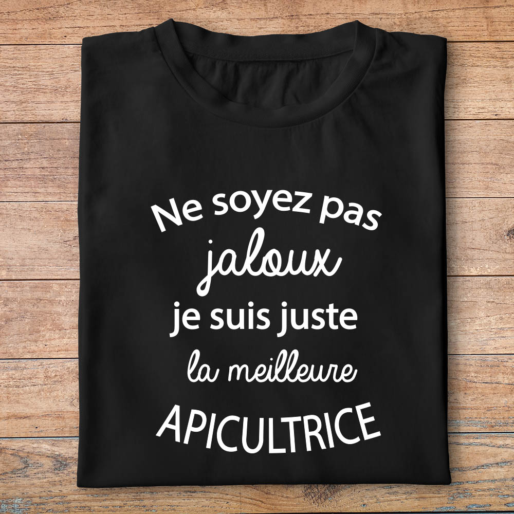 ftm4bis-Ne soyez pas jaloux-je-suis-la-meilleure-apicultrice-pn