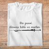 fk20-  Kaamelott  Du passé faisons table en marbre - t shirt plié homme - couleur blanc
