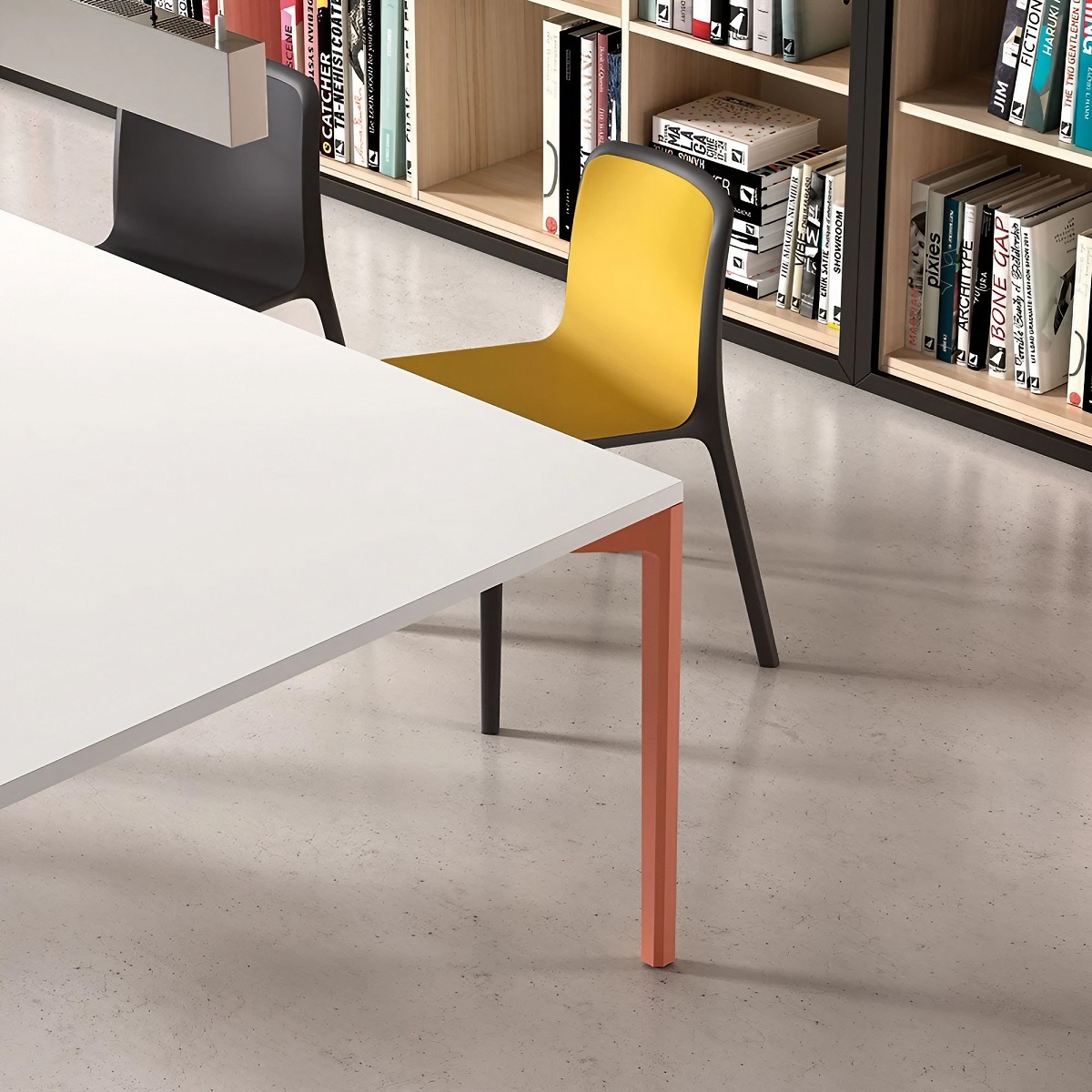 Table_travail_6_8_places_piètement_aluminium