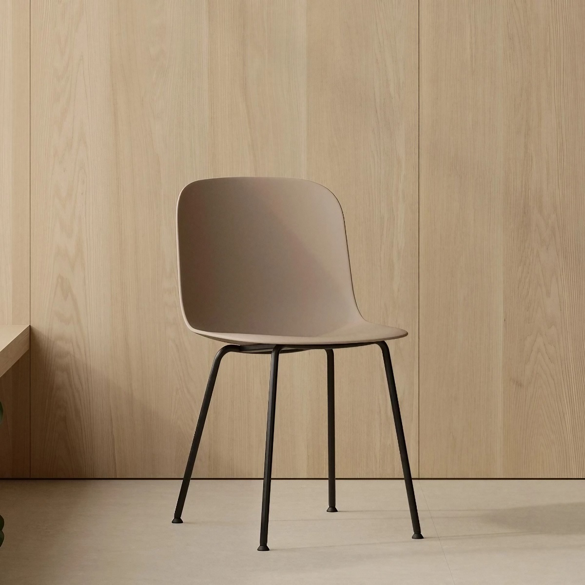 Chaise_salle_réunion_élégante