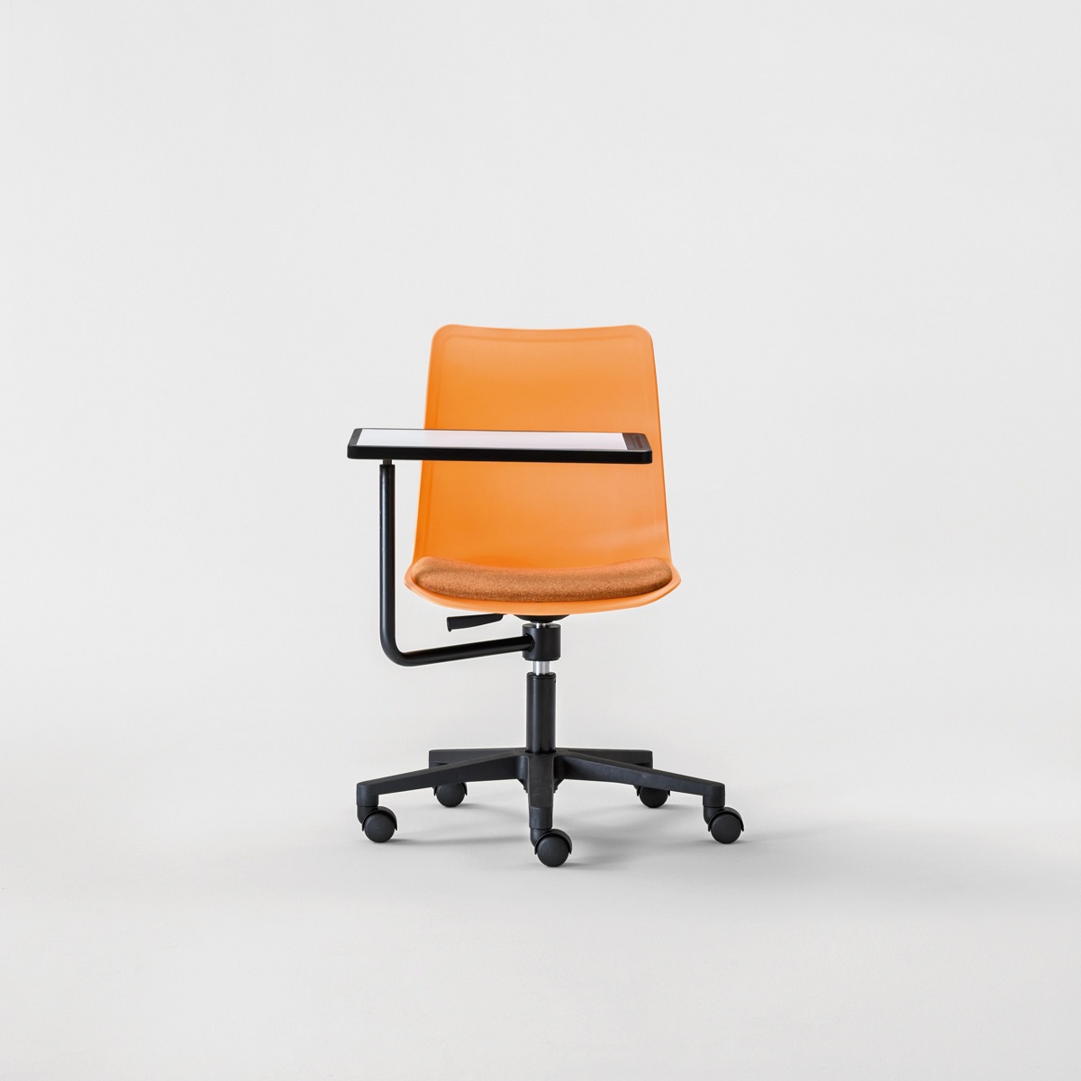 Chaise de conférence à roulettes avec tablette écritoire