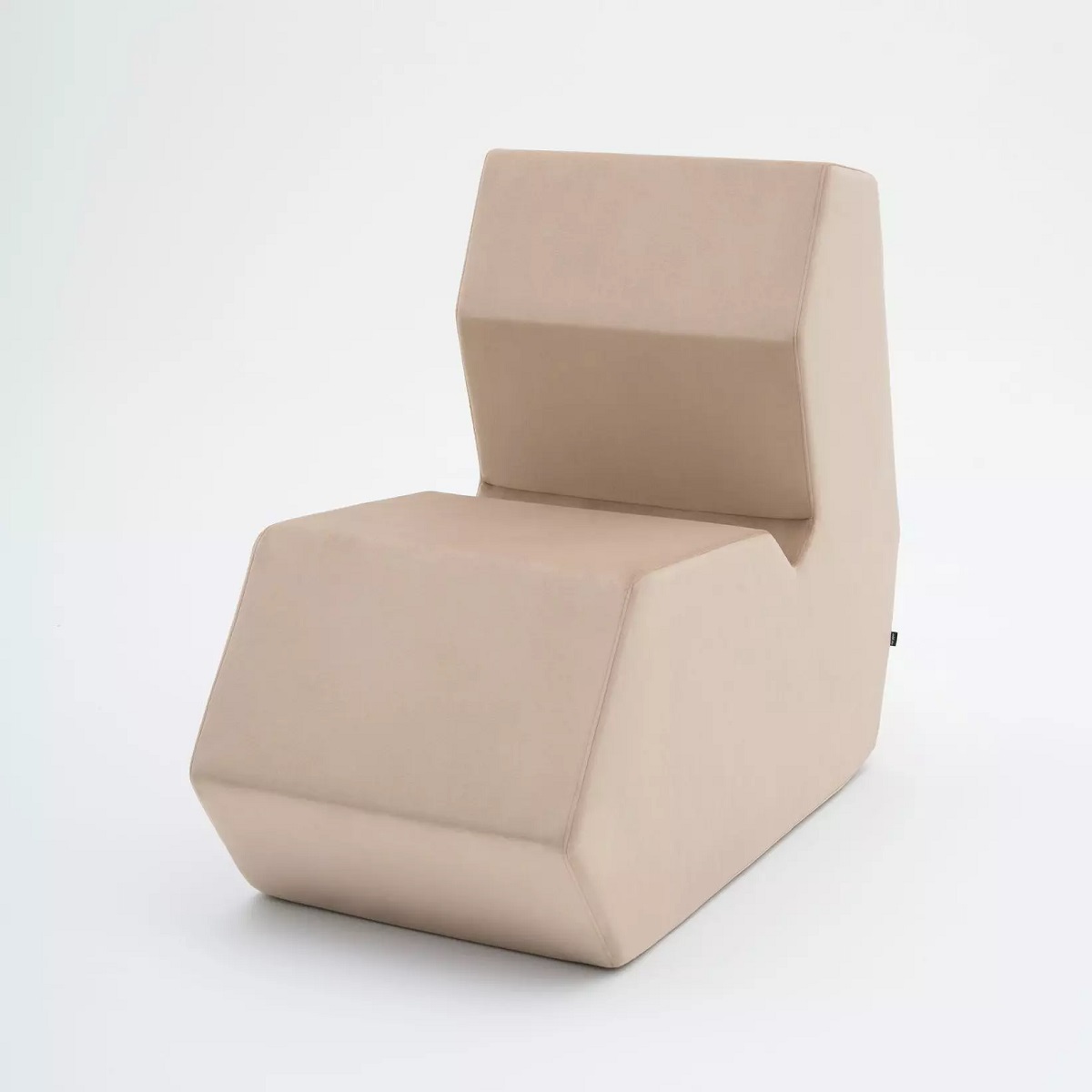 Pouf_ergonomique_design_moderne