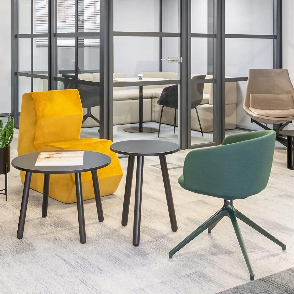 Pouf_ergonomique_design_dossier