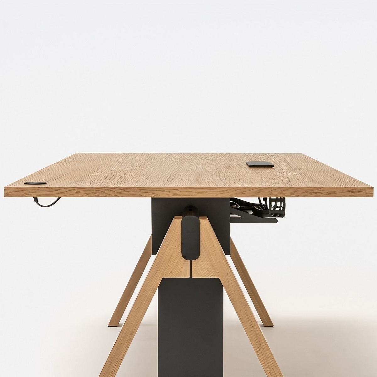 Bureau_bois_réglable_hauteur_moderne