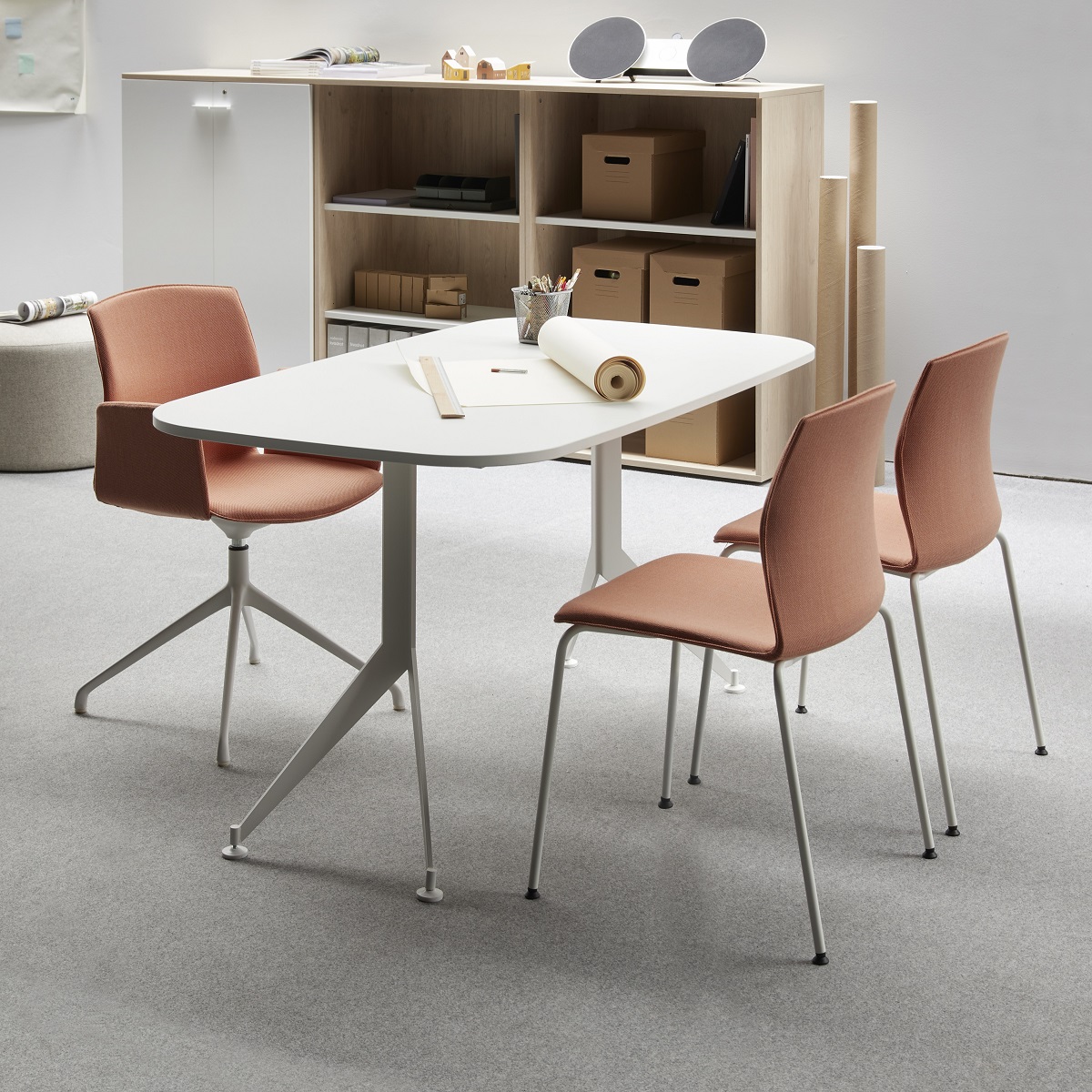 Chaise_réunion_accoudoirs_confortable