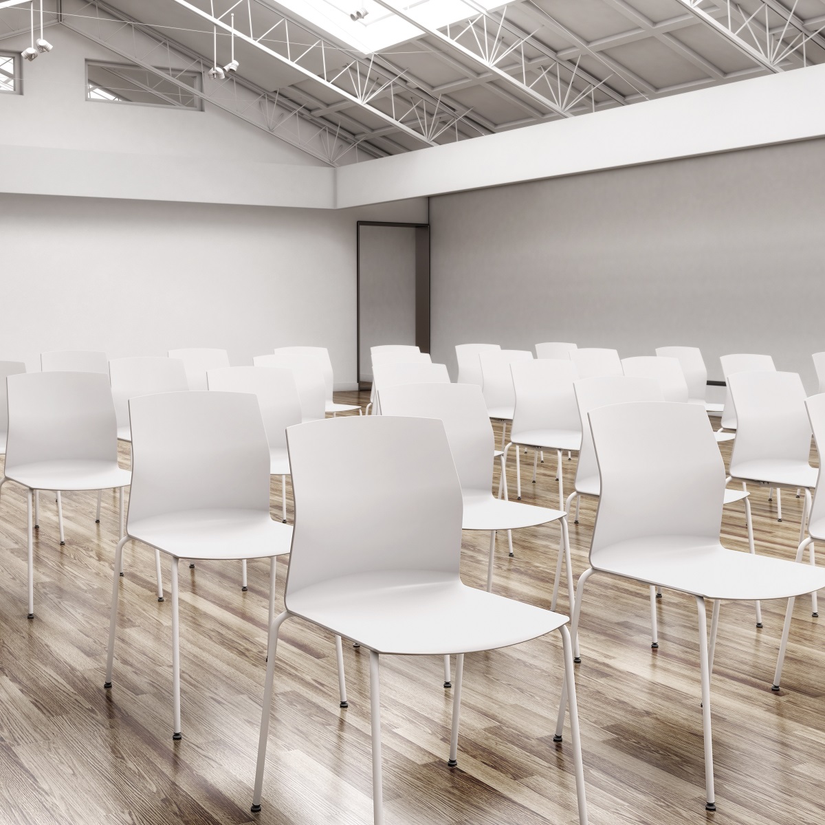 Chaise_empilable_pas_cher_conférence