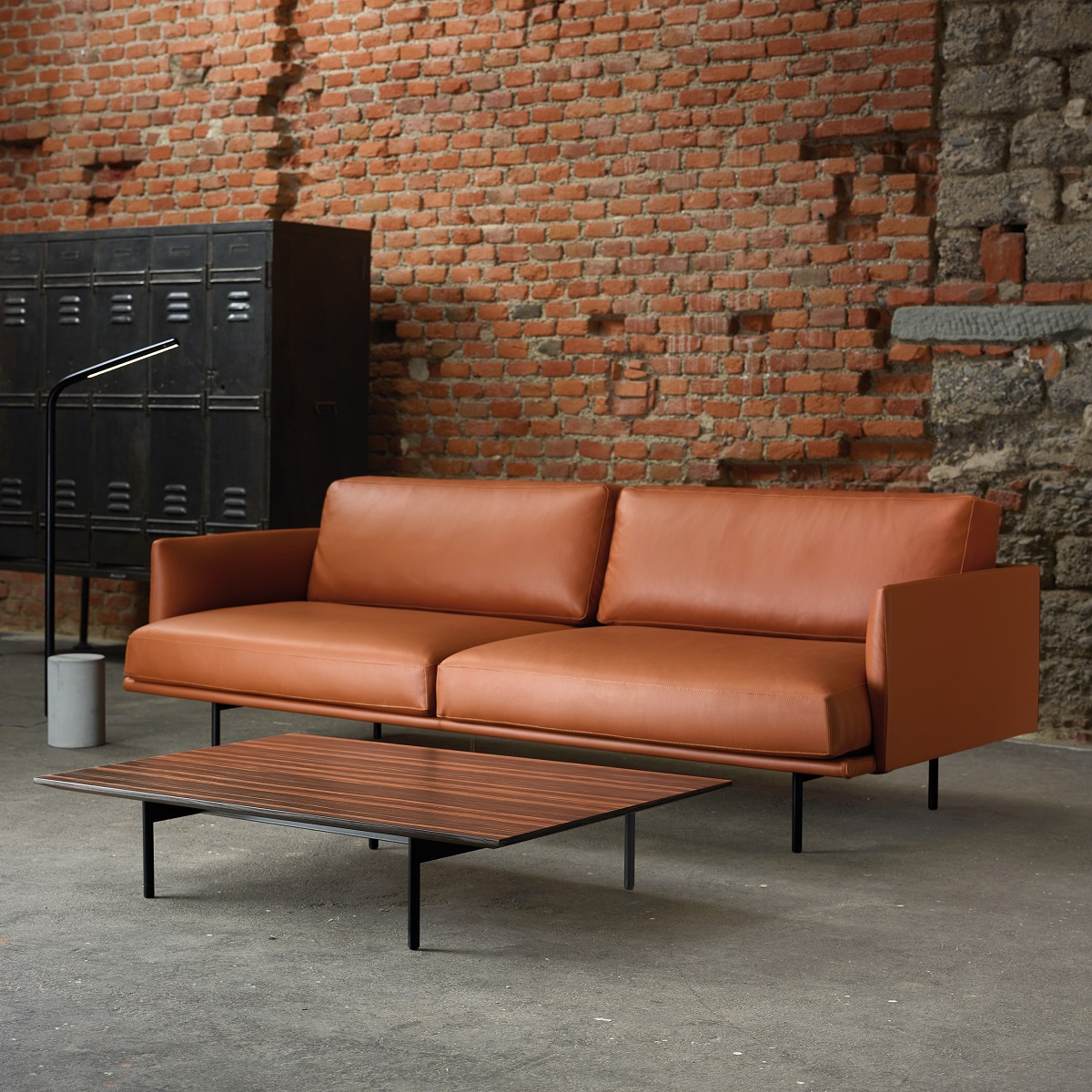 Canapé_2_places_cosy_cuir_naturel