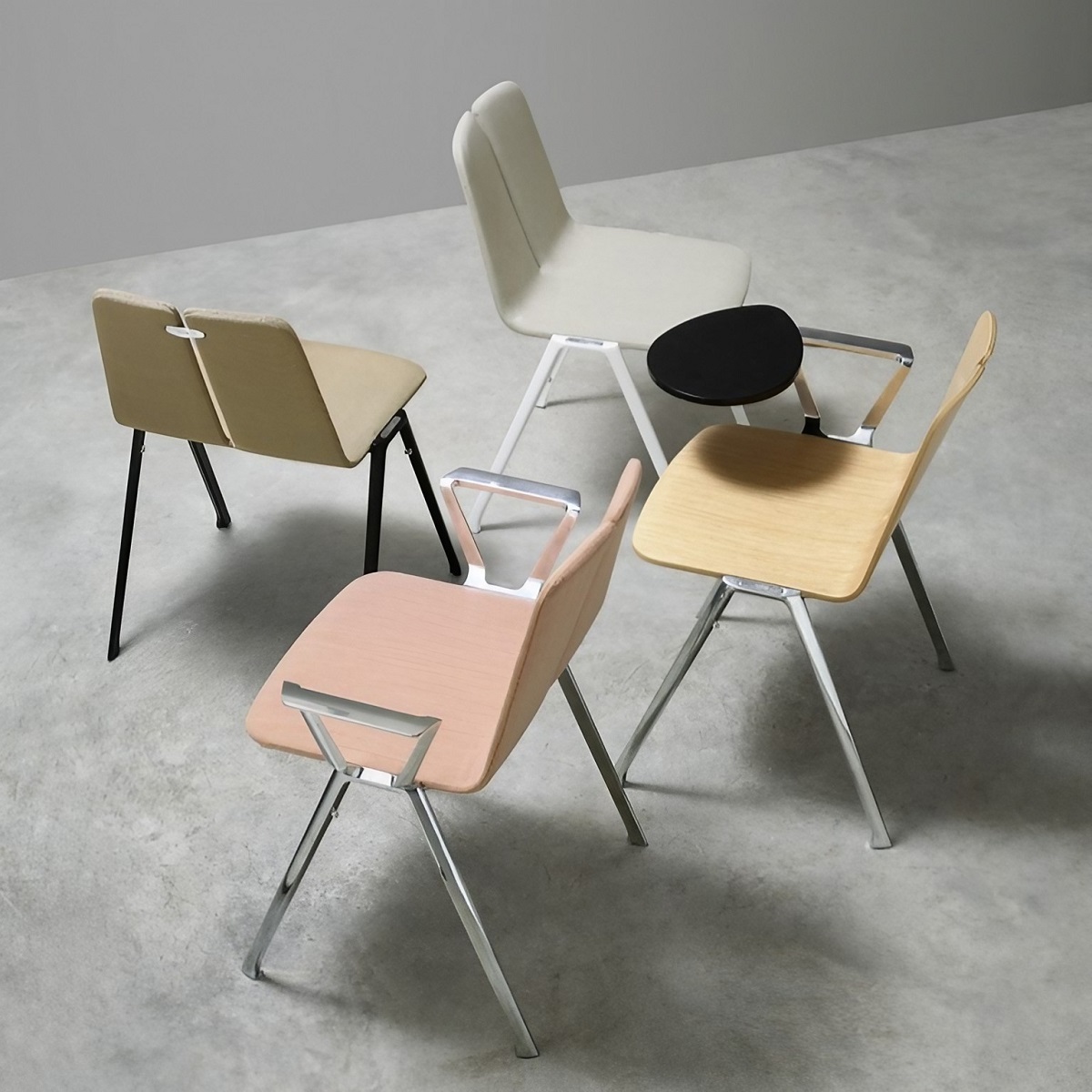 Chaise_conférence_empilable_design_unique