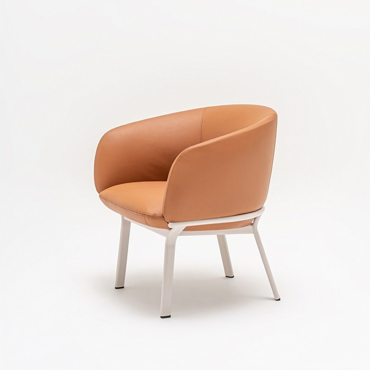 Fauteuil d\'attente vintage en cuir ou tissu pour hall de bureau