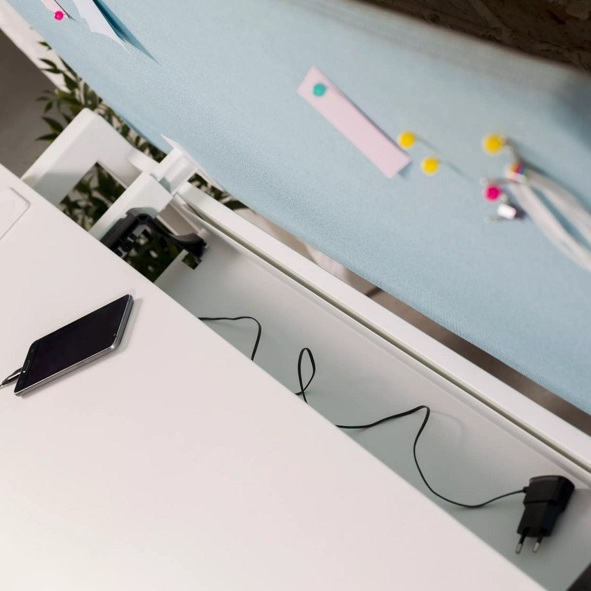 Bureau_open_space_6_plateau_coulissant