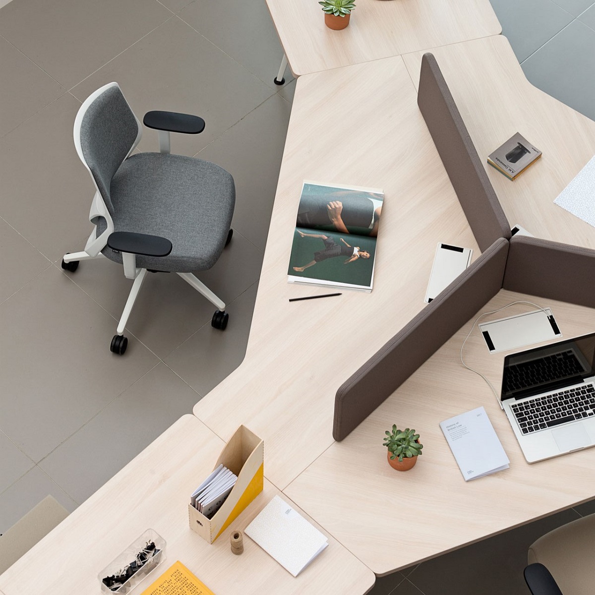 Bureau_bench_3_personnes_fonctionnel
