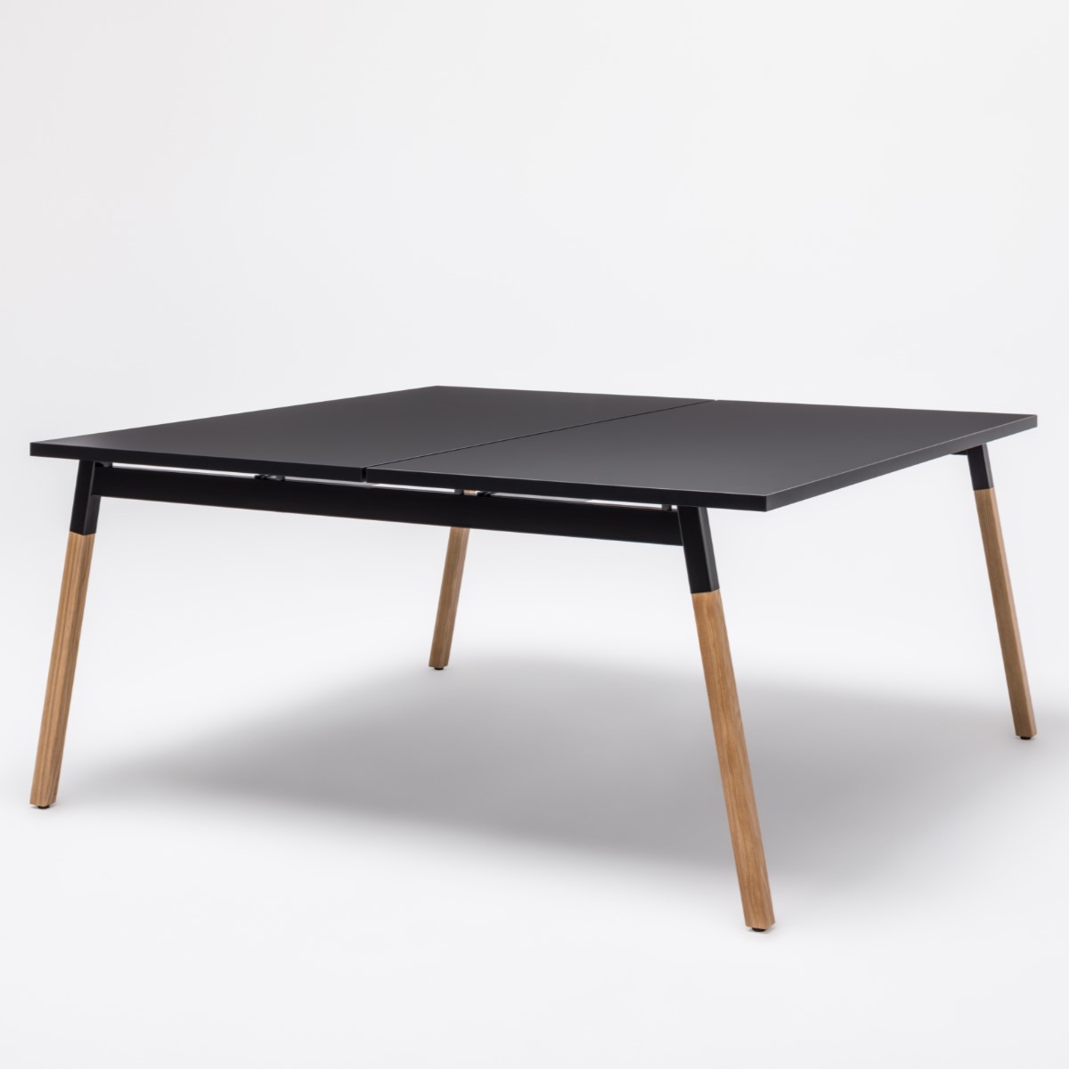 Bureau_bench_moderne_piètement_bois
