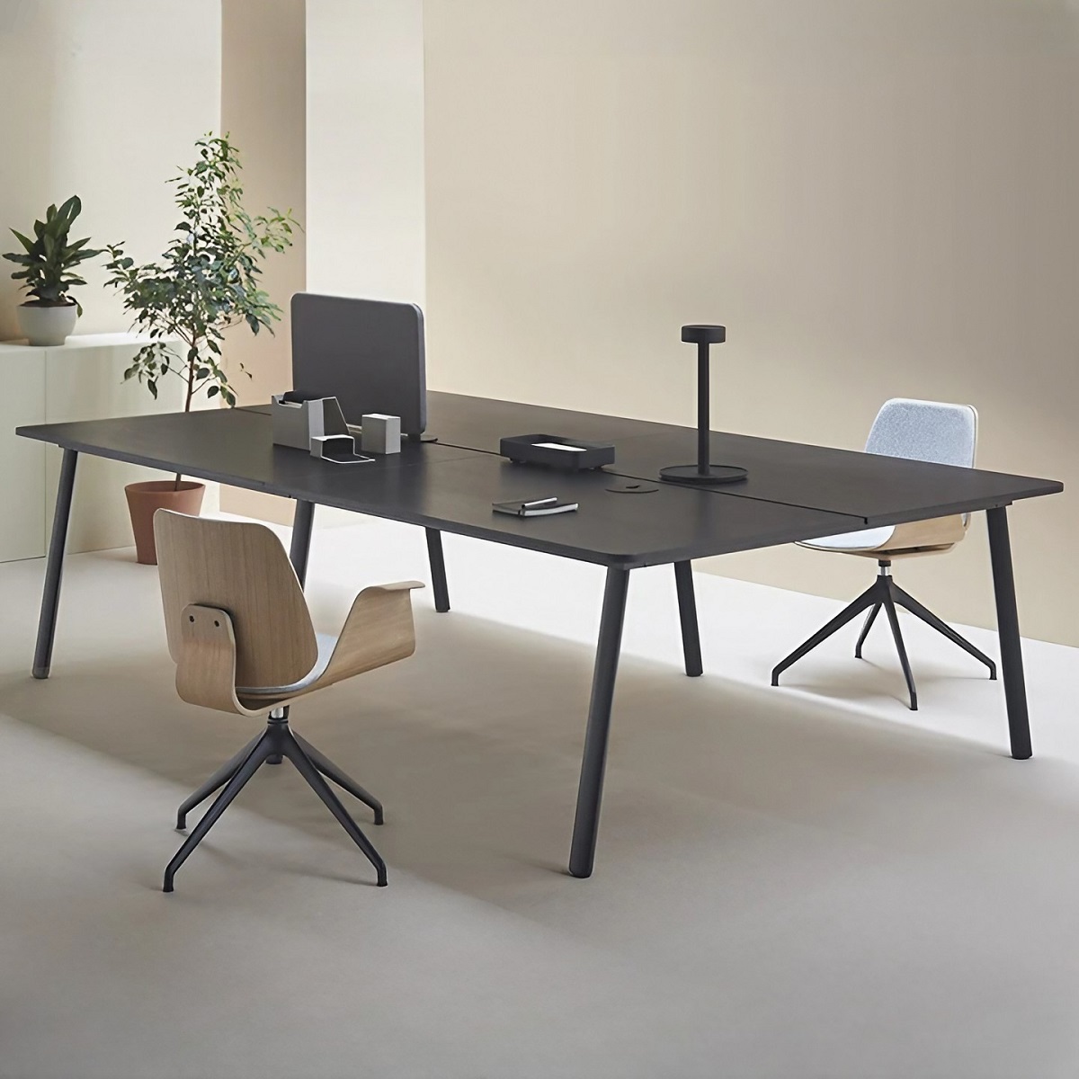 Bureau_open_space_2_places