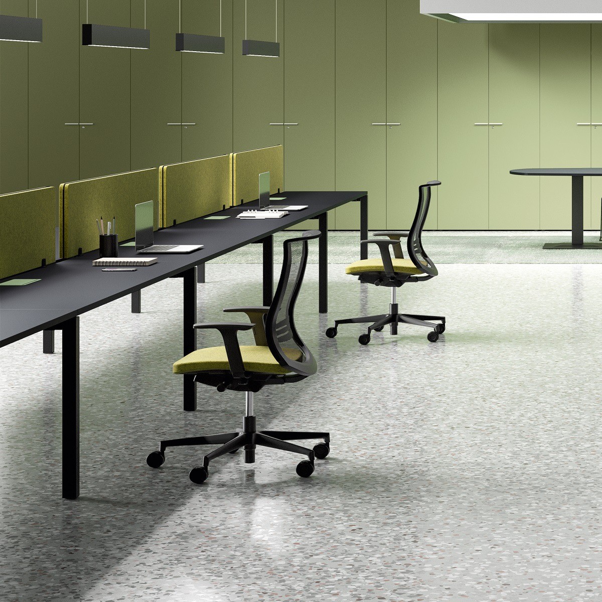 Chaise_travail_moderne_colorée_open_space