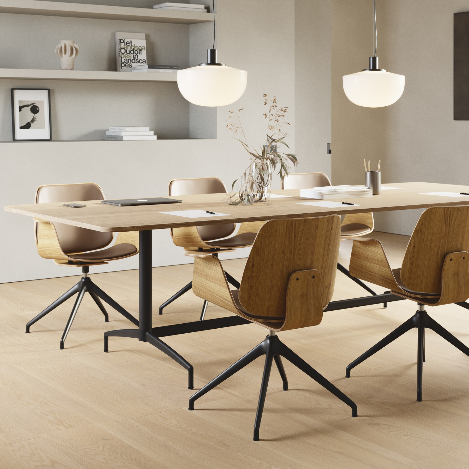 chaise_reunion_bois_accoudoirs