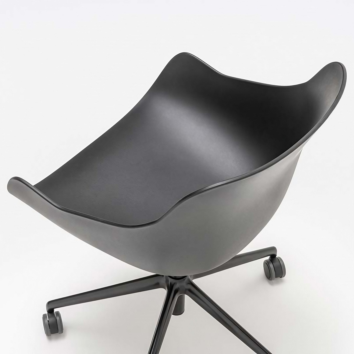 Chaise_réunion_plastique_réglable_hauteur_baquet