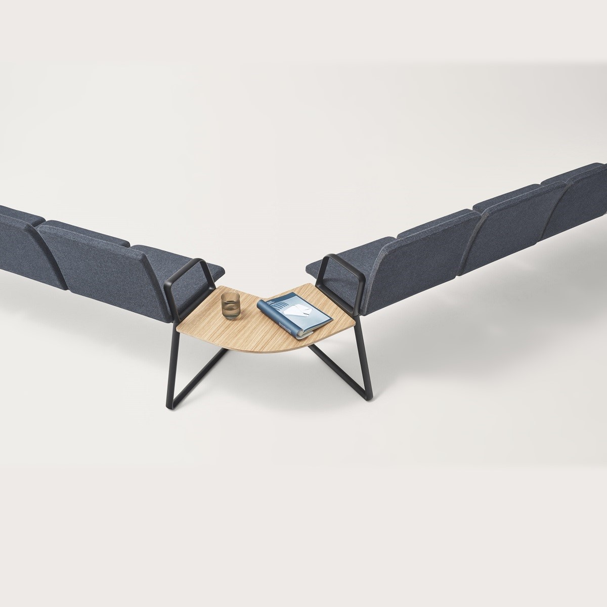 Chaises_tapissées_poutre_luxe