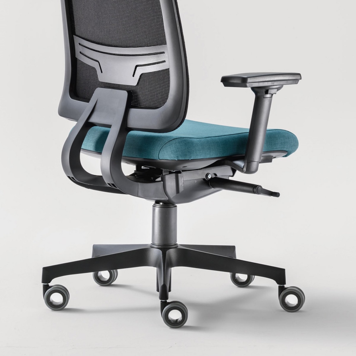 Fauteuil_bureau_usage_intensif_fabrication_europe