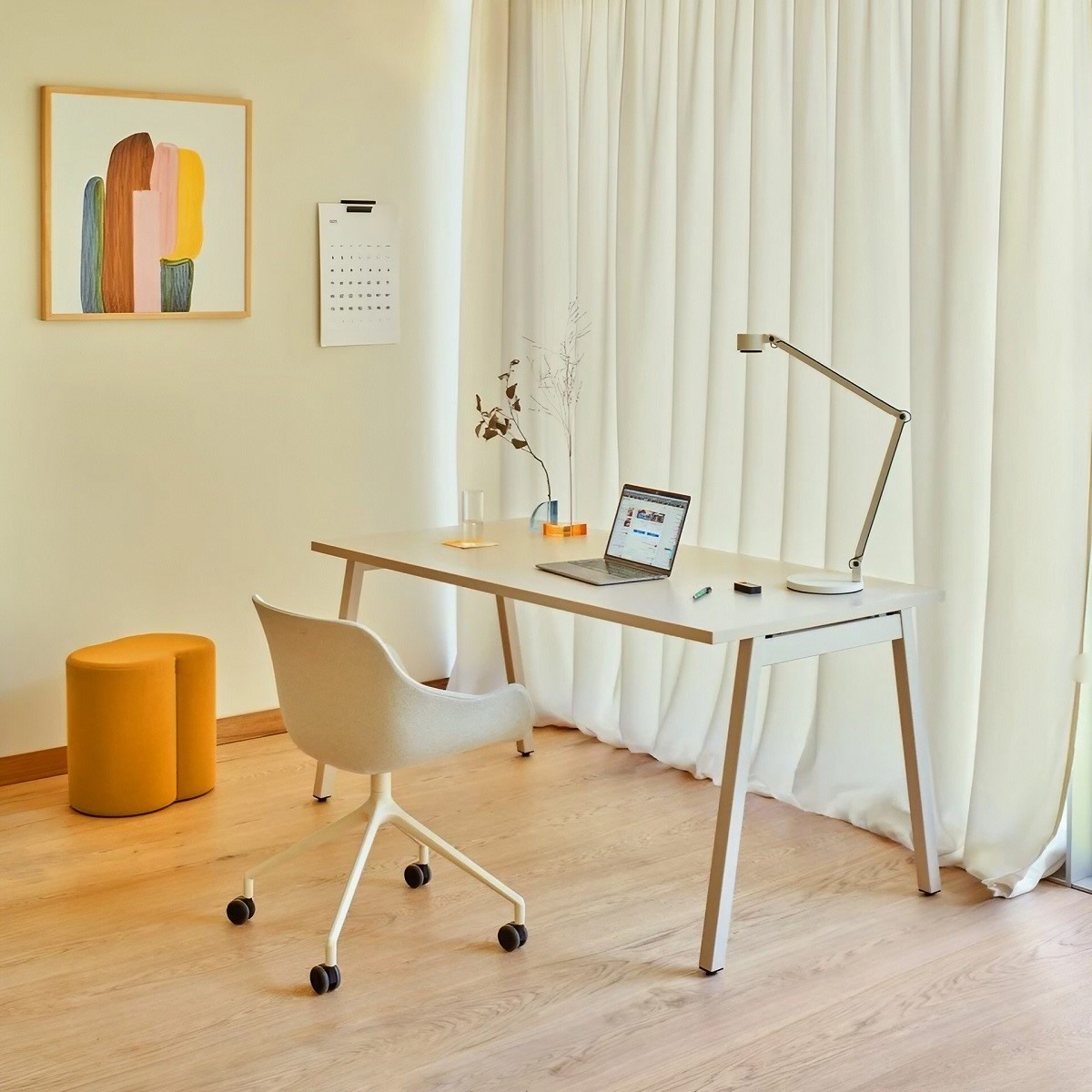 Bureau_individuel_piètement_tréteau_pas_cher