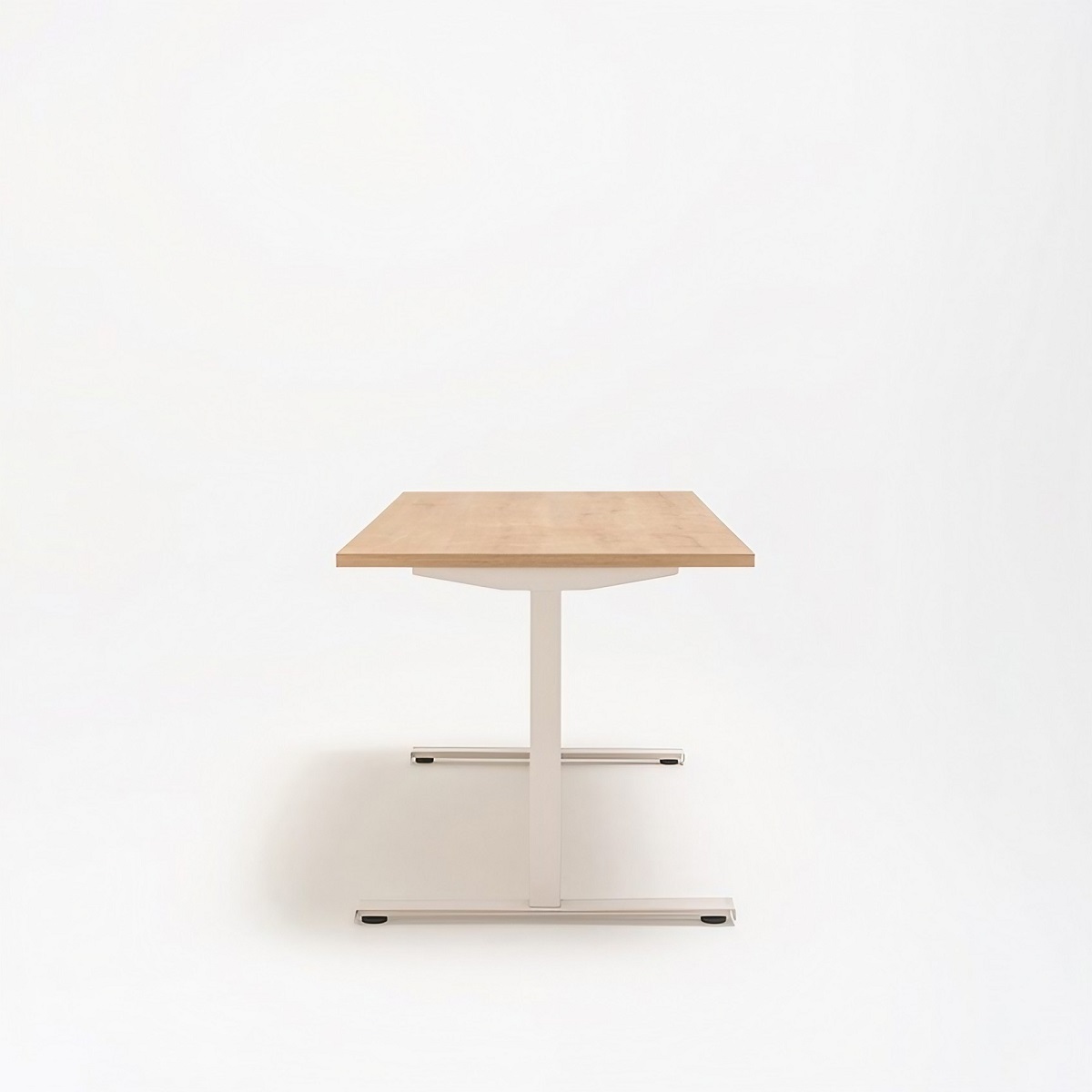 Bureau_simple_économique_minimaliste