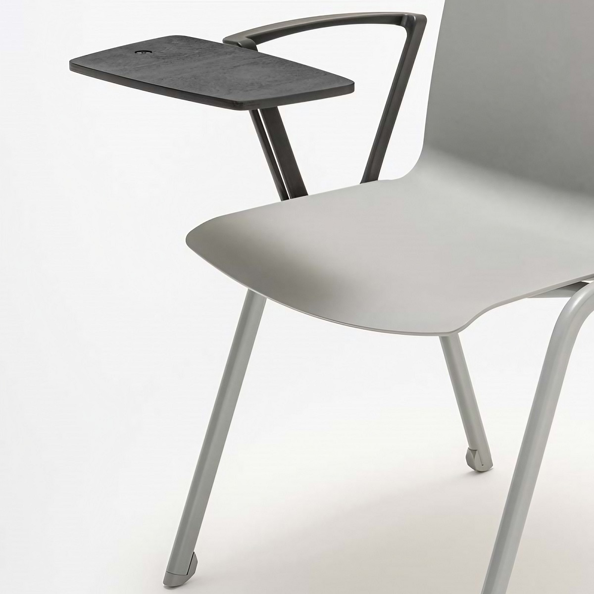 Chaise_formation_empilable_tablette_écritoire_plastique