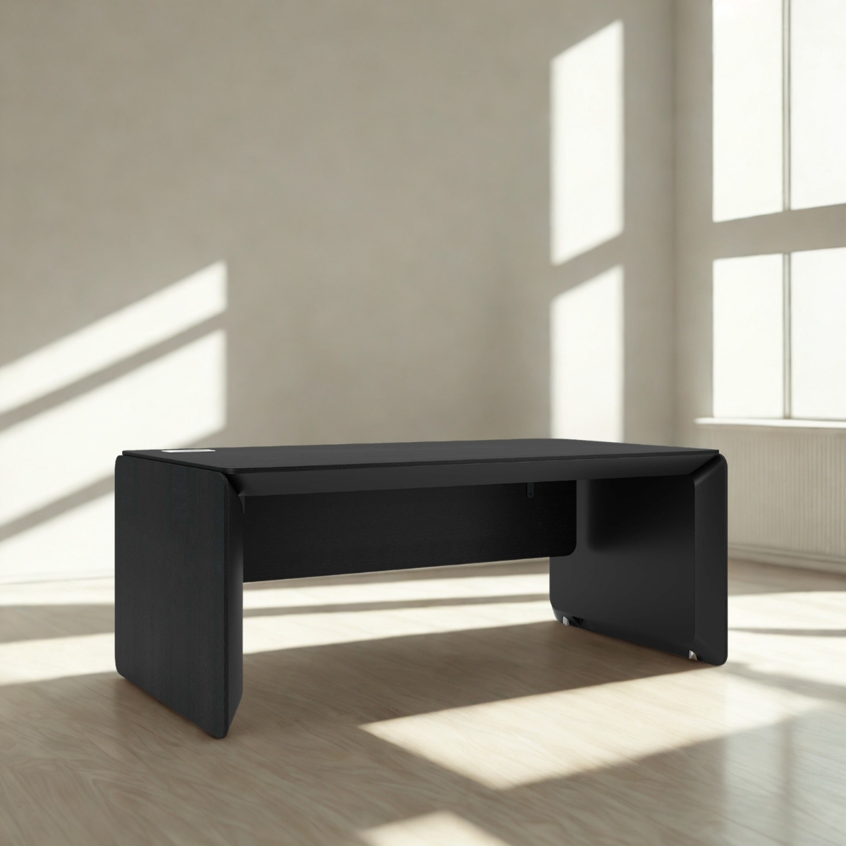 Bureau de manager en bois naturel avec voile de fond