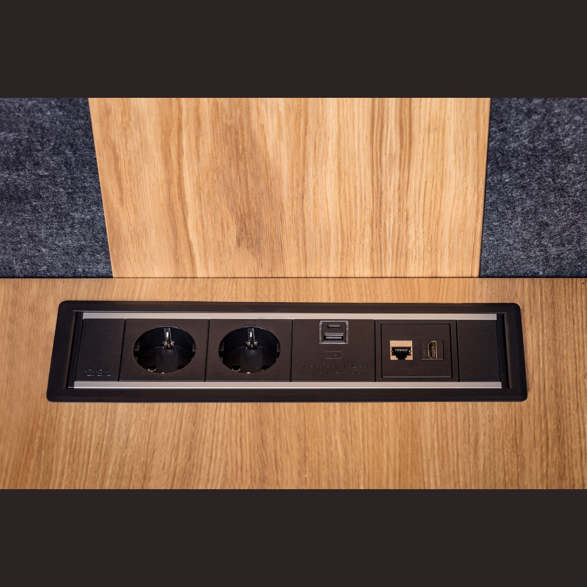 Cabine_acoustique_2_personnes_électrifiée