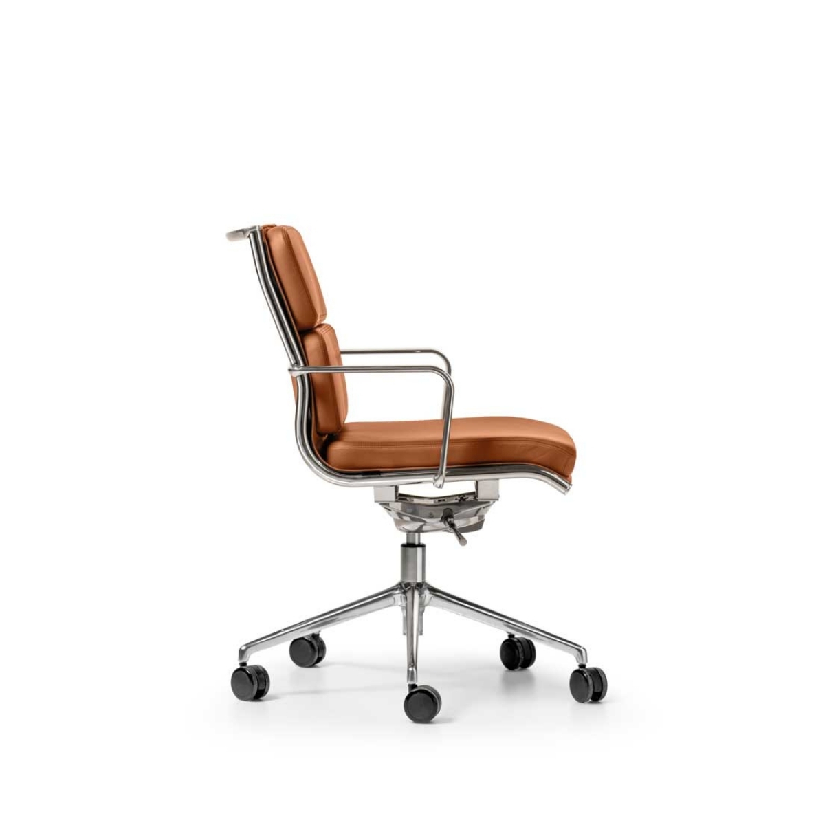 Fauteuil_large_bureau_cuir