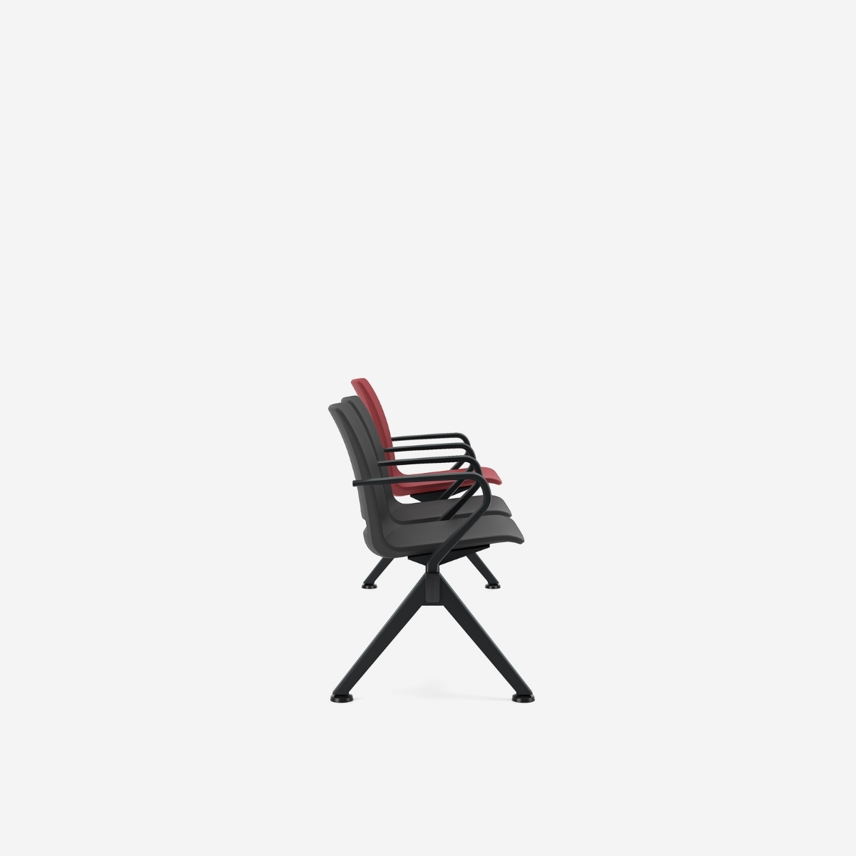 Chaises_poutre_PMR_accoudoirs