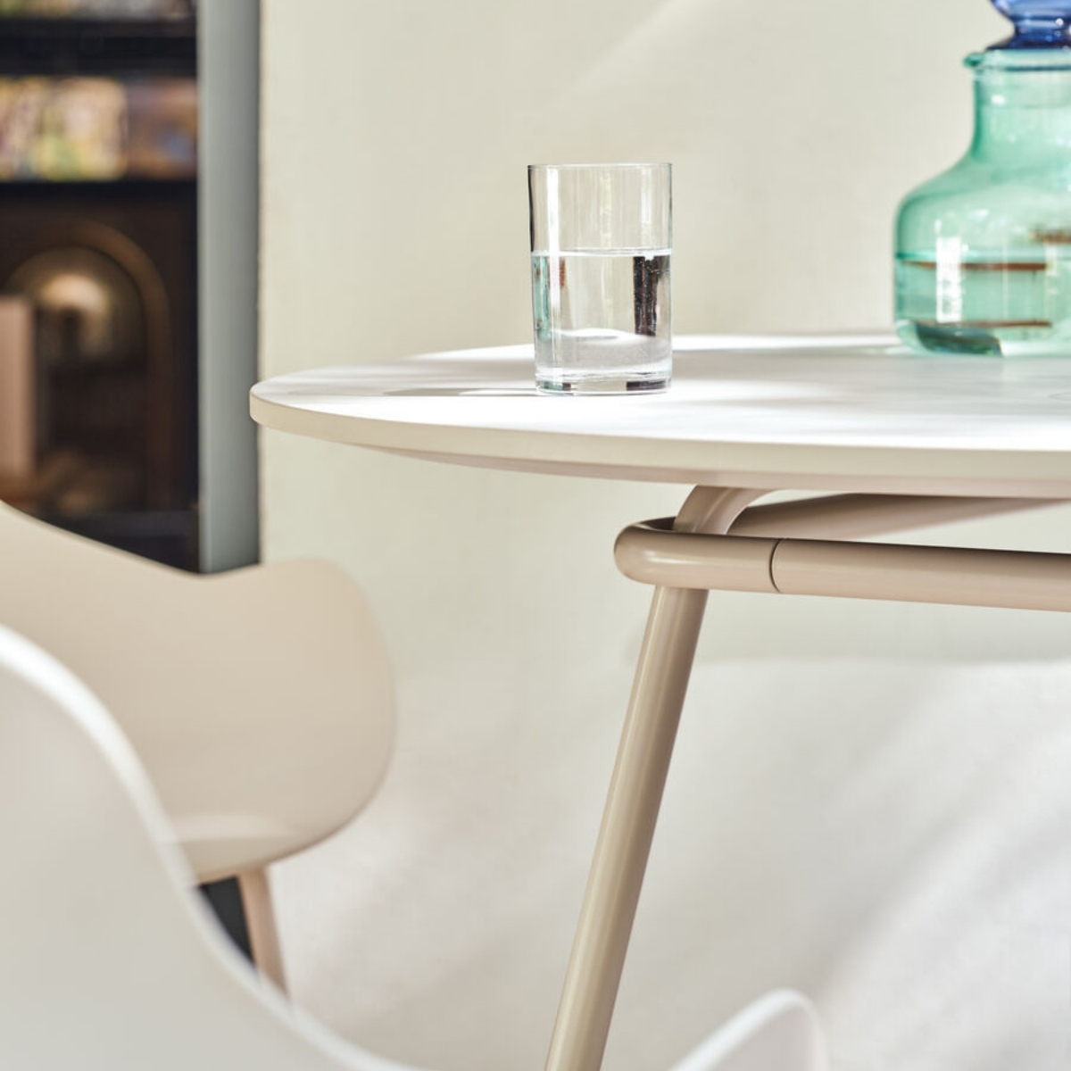 Table_cafétéria_ronde_100_cm_pratique