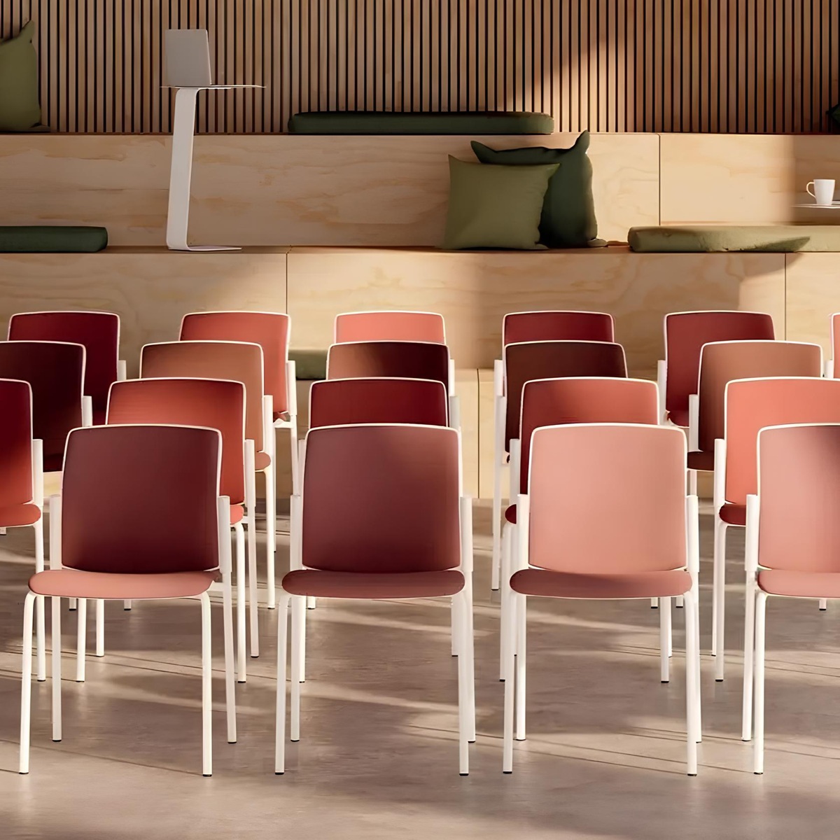 Chaise_bureau_plastique_blanc