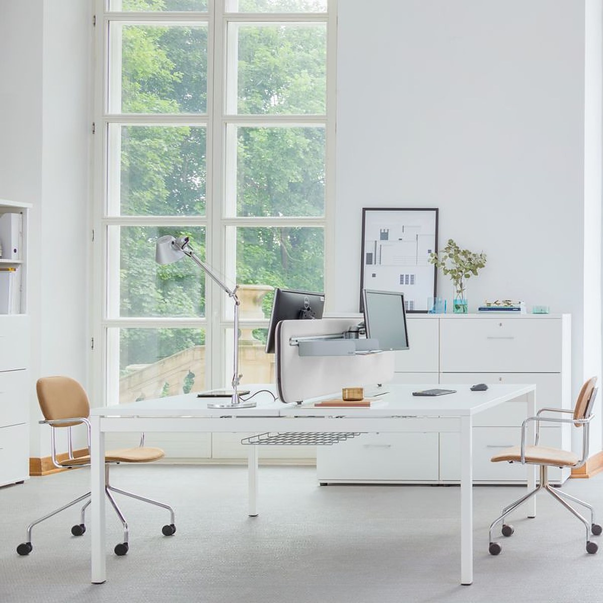 Bureau open space extensible à pieds droits